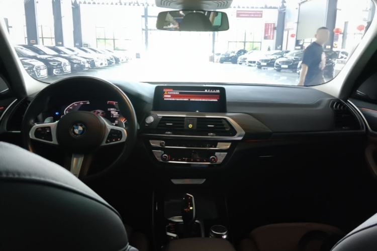 Used BMW X3 2021 Facelift xDrive28i M Sport Package Center Console