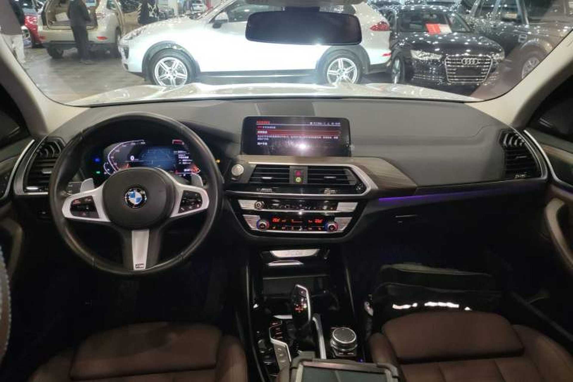Used BMW X3 2021 Facelift xDrive28i M Sport Package Center Console