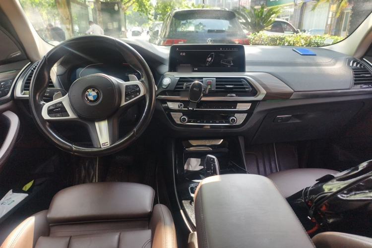 Used BMW X3 2021 Facelift xDrive28i M Sport Package Center Console