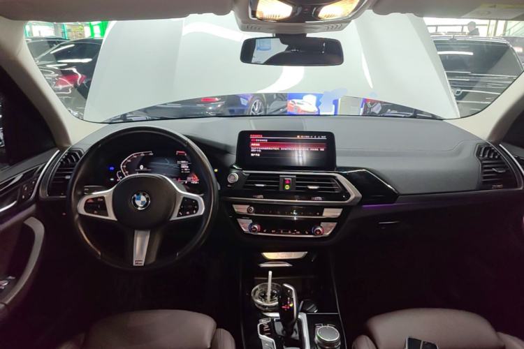 Used BMW X3 2021 xDrive25i M Sport Package Center Console