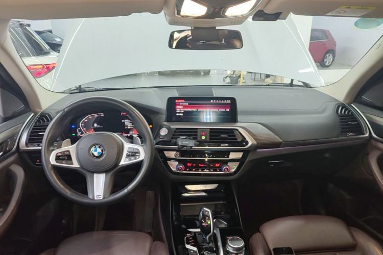 Used BMW X3 2021 xDrive28i M Sport Package Center Console