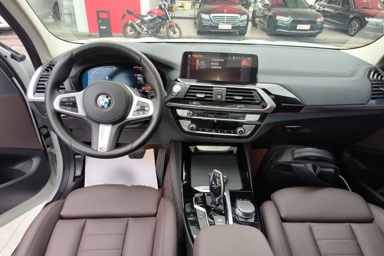 Used BMW X3 2021 Restyled xDrive25i M Sport Package Center Console