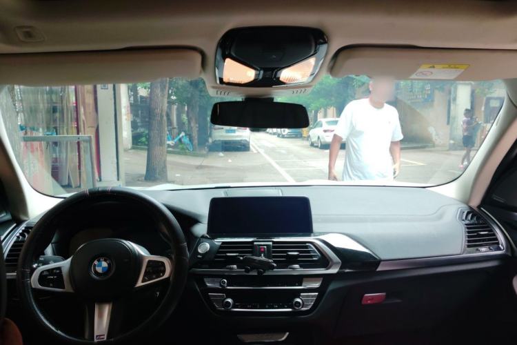 Used BMW X3 2021 xDrive28i M Sport Package Center Console