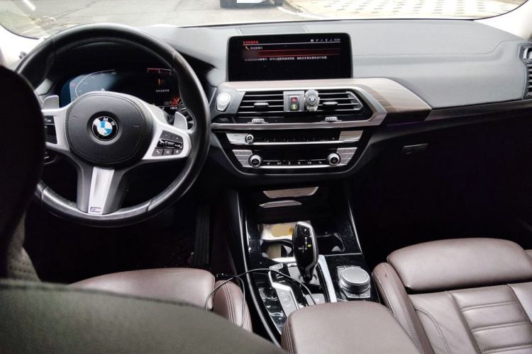 Used BMW X3 2021 xDrive28i M Sport Package Center Console