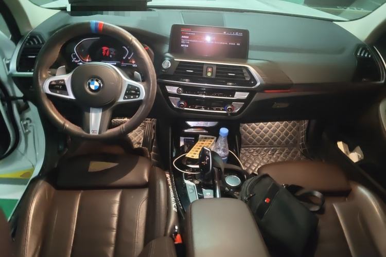 Used BMW X3 2021 xDrive28i M Sport Package Center Console
