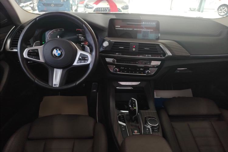 Used BMW X3 2021 xDrive28i M Sport Package Center Console