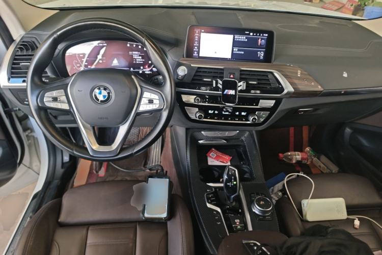 Used BMW X3 2021 xDrive28i Luxury Package Center Console