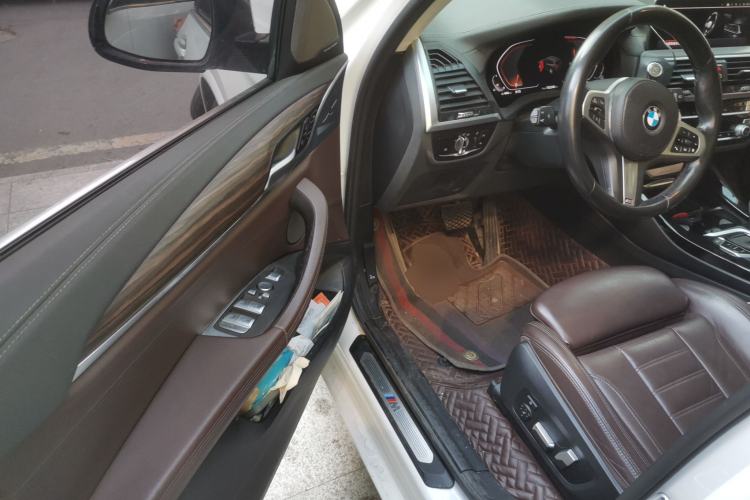 Used BMW X3 2021 xDrive25i Luxury Package Driver Seat