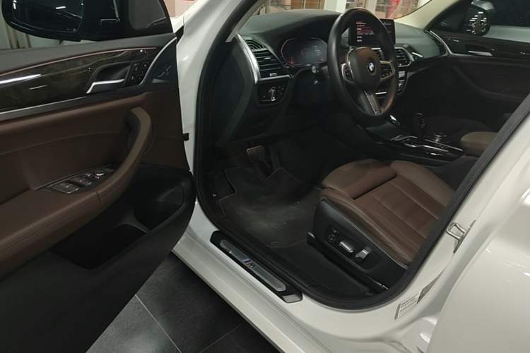 Used BMW X3 2021 Restyled xDrive30i Leading Edition M Sport Package Driver Seat