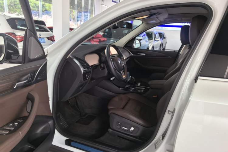 Used BMW X3 2021 xDrive28i Luxury Package Driver Seat