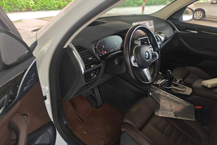 Used BMW X3 2021 xDrive30i Luxury Model with M Sport Package Driver Seat