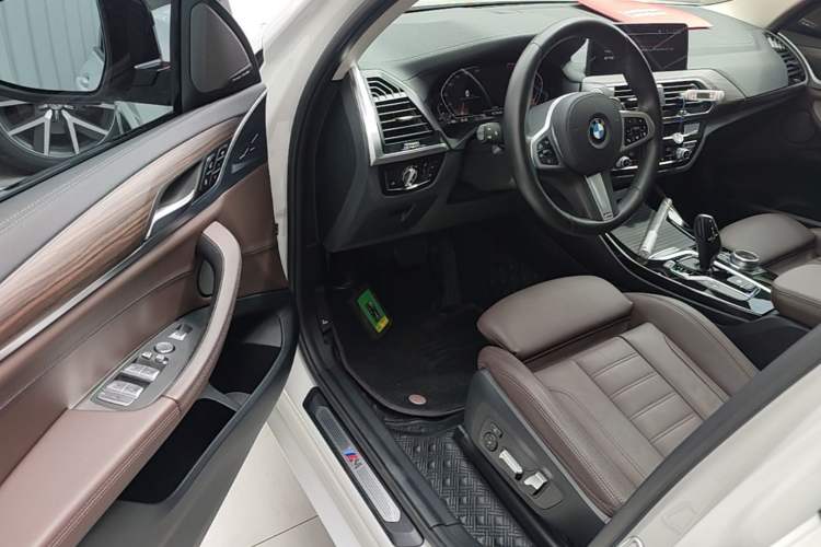 Used BMW X3 2021 Facelift xDrive28i M Sport Package Driver Seat