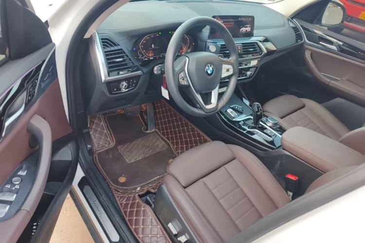 Used BMW X3 2021 Facelift xDrive25i Luxury Package Driver Seat