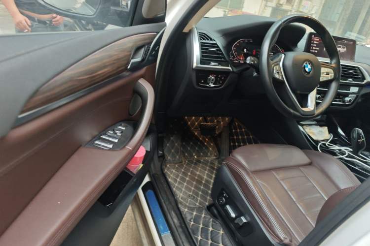 Used BMW X3 2021 xDrive28i Luxury Package Driver Seat