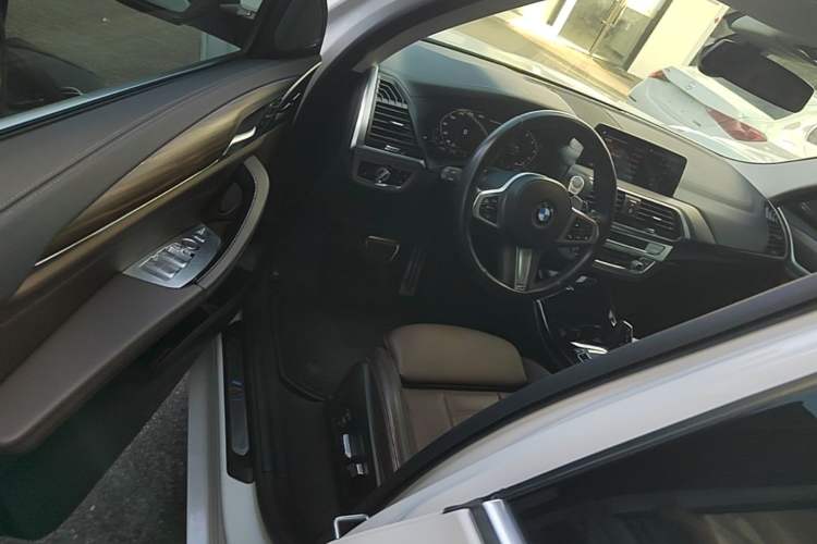 Used BMW X3 2021 Facelift xDrive28i M Sport Package Driver Seat