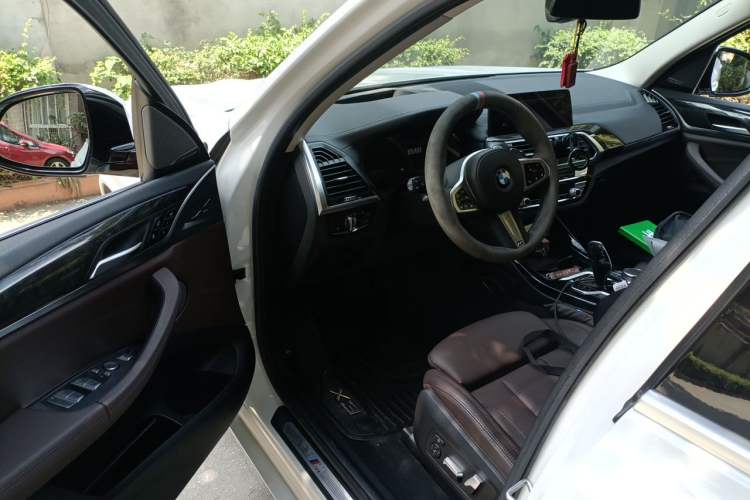 Used BMW X3 2021 xDrive30i Luxury Model with M Sport Package Driver Seat