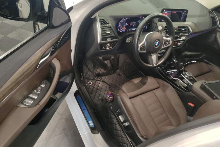 Used BMW X3 2021 Facelift xDrive28i M Sport Package Driver Seat