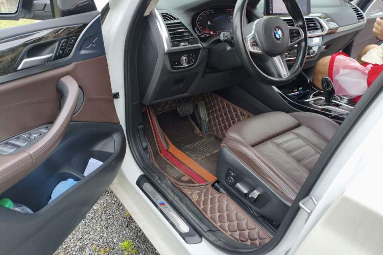 Used BMW X3 2021 xDrive30i Luxury Model with M Sport Package Driver Seat