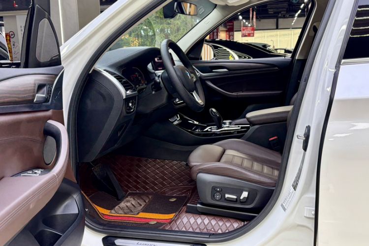 Used BMW X3 2021 Facelift xDrive28i Luxury Package Engine Bay