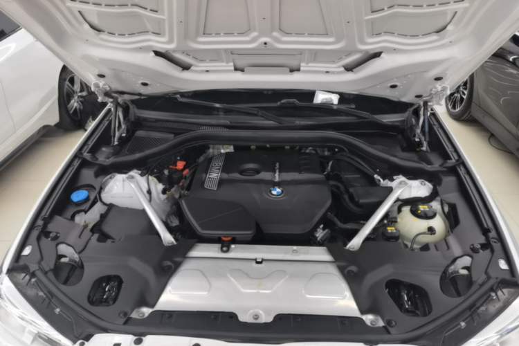Used BMW X3 2021 xDrive25i M Sport Package Engine Bay