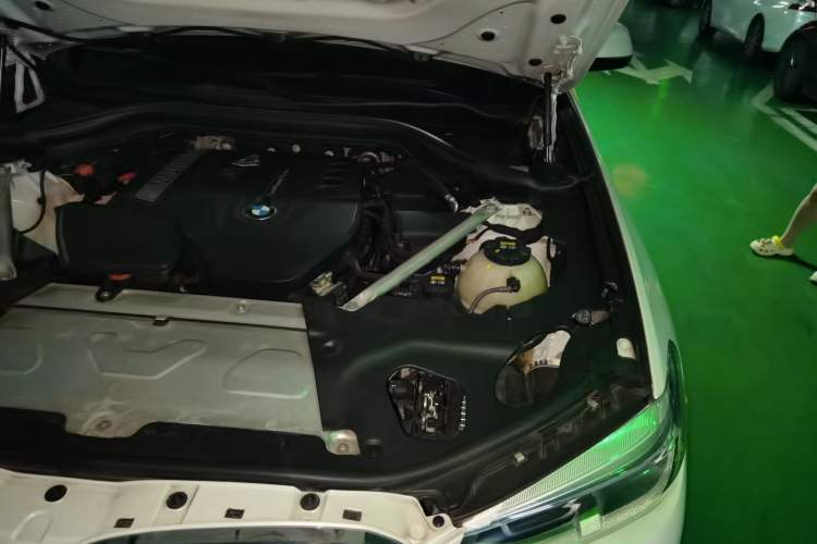 Used BMW X3 2021 Restyled xDrive25i M Sport Package Engine Bay Left