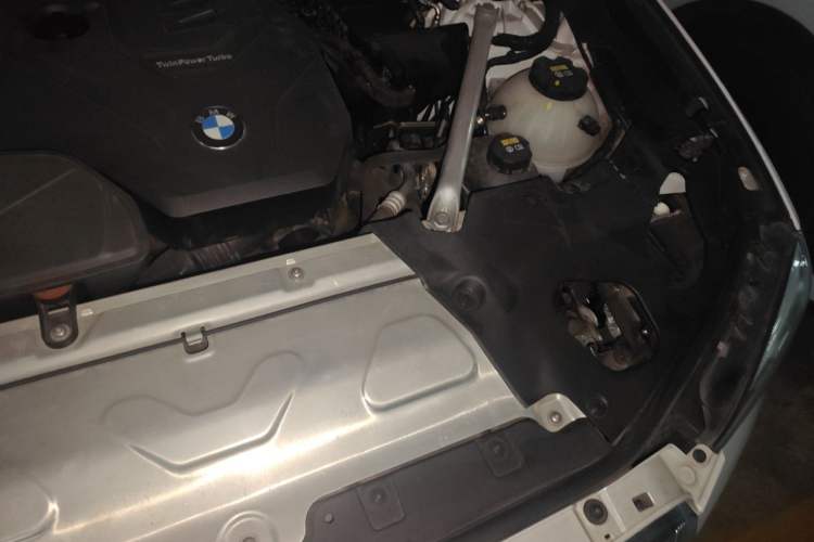 Used BMW X3 2021 xDrive28i M Sport Package Engine Bay Left