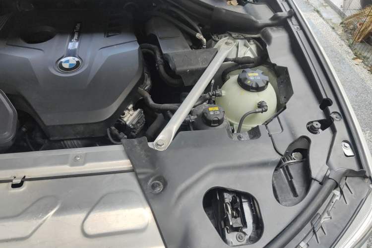 Used BMW X3 2021 xDrive25i M Sport Package Engine Bay Left