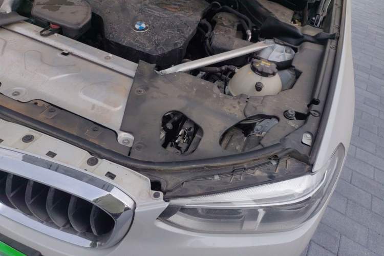 Used BMW X3 2021 xDrive25i M Sport Package Engine Bay Left