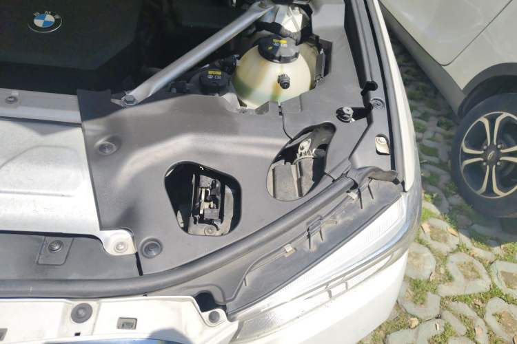 Used BMW X3 2021 xDrive28i M Sport Package Engine Bay Left