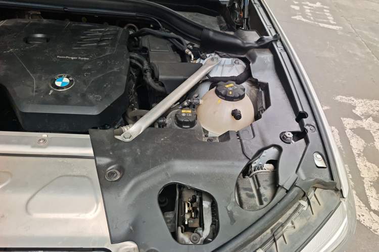 Used BMW X3 2021 xDrive28i M Sport Package Engine Bay Left