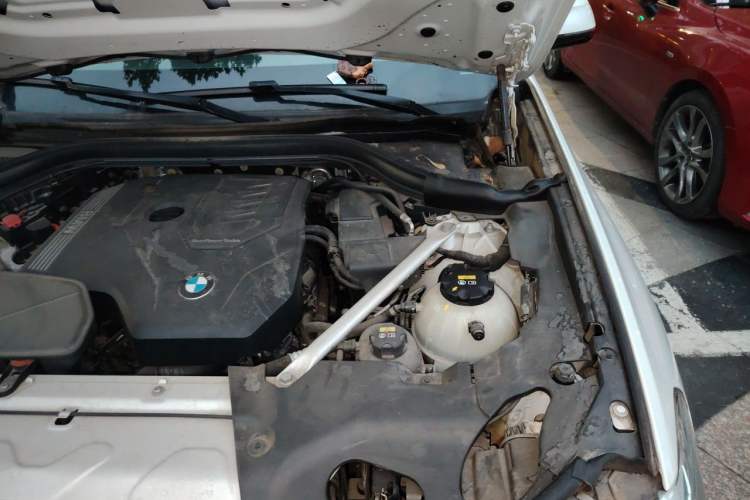 Used BMW X3 2021 xDrive28i Luxury Package Engine Bay Left