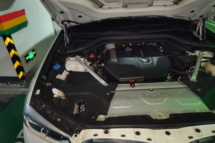 Used BMW X3 2021 Restyled xDrive25i M Sport Package Engine Bay Right