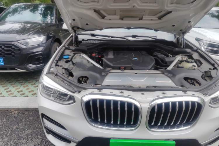 Used BMW X3 2021 xDrive25i Luxury Package Engine Bay Right