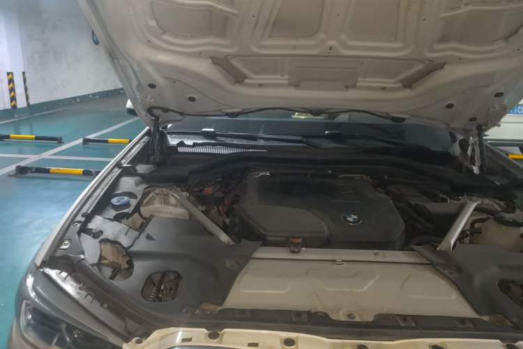 Used BMW X3 2021 Restyled xDrive25i M Sport Package Engine Bay Right