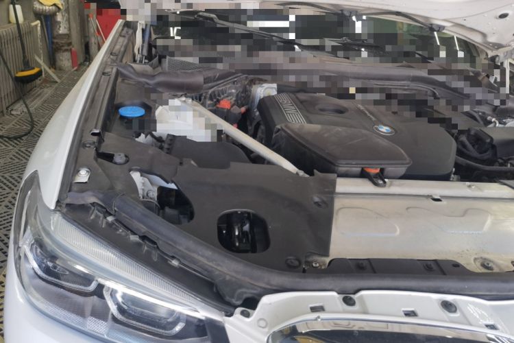 Used BMW X3 2021 xDrive25i Luxury Package Engine Bay Right