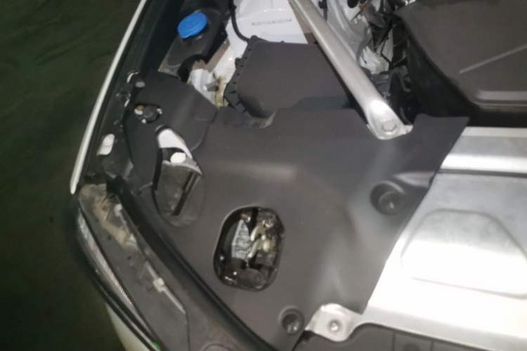 Used BMW X3 2021 xDrive25i M Sport Package Engine Bay Right