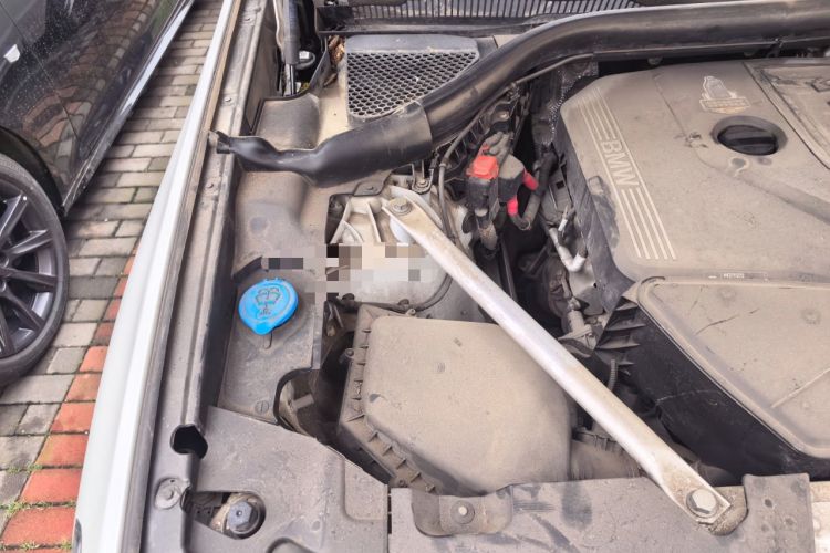 Used BMW X3 2021 xDrive25i M Sport Package Engine Bay Right