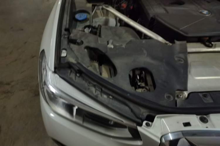 Used BMW X3 2021 xDrive25i M Sport Package Engine Bay Right