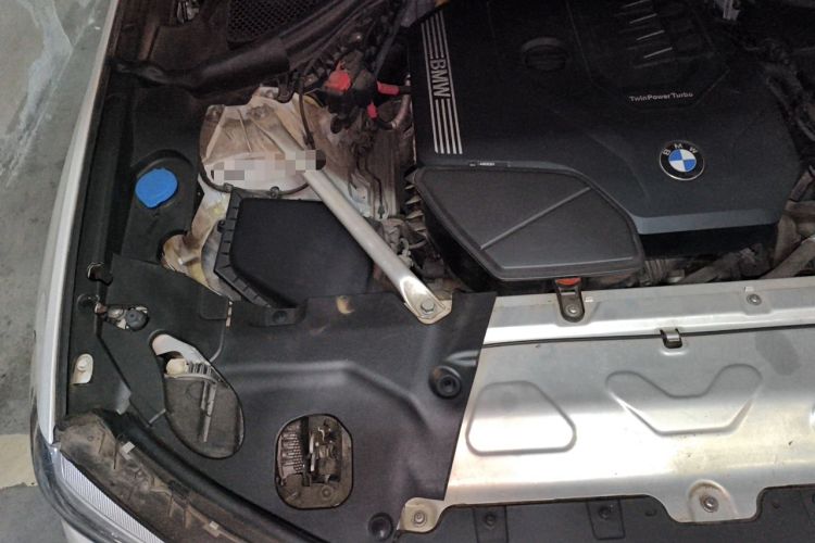 Used BMW X3 2021 Facelift xDrive28i M Sport Package Engine Bay Right