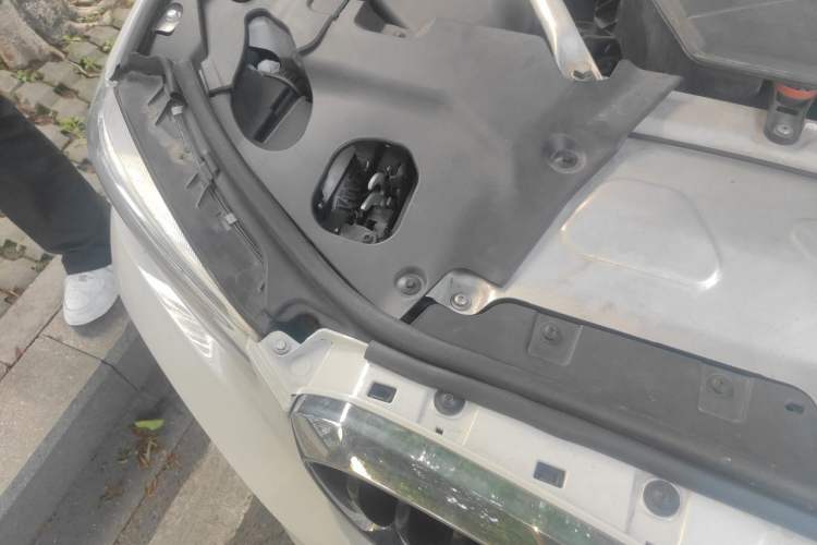 Used BMW X3 2021 xDrive25i M Sport Package Engine Bay Right