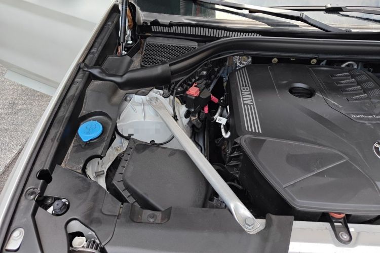 Used BMW X3 2021 xDrive25i M Sport Package Engine Bay Right