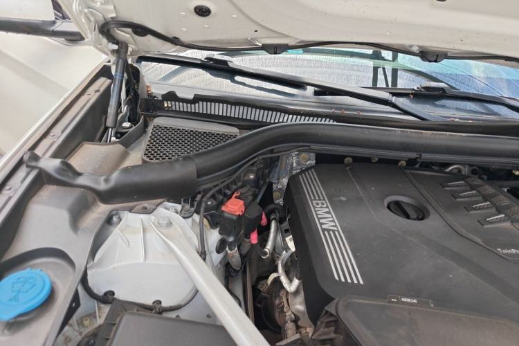 Used BMW X3 2021 xDrive28i Luxury Package Engine Bay Right
