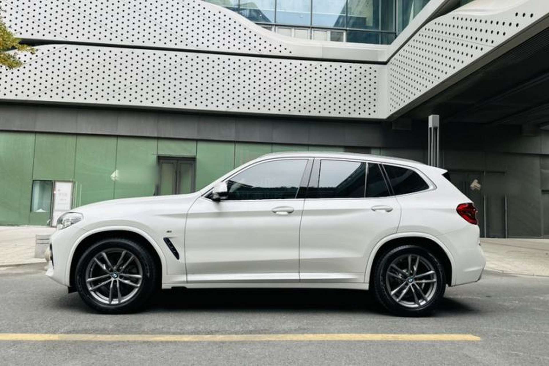 Used BMW X3 2021 Restyled xDrive25i M Sport Package Exterior 1