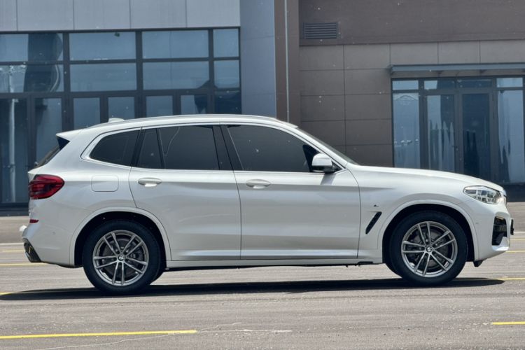 Used BMW X3 2021 xDrive25i M Sport Package Exterior 2