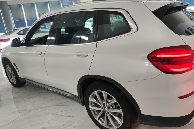 Used BMW X3 2021 xDrive25i Luxury Package Exterior 3