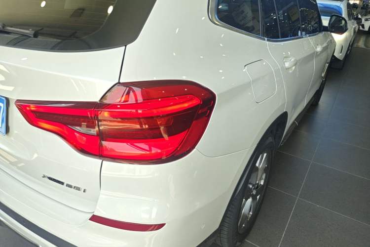 Used BMW X3 2021 xDrive28i Luxury Package Exterior 3