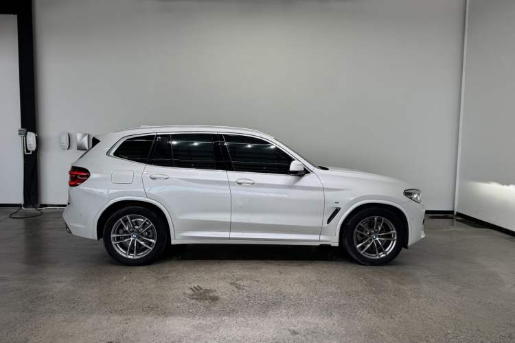 Used BMW X3 2021 xDrive25i M Sport Package Exterior 3