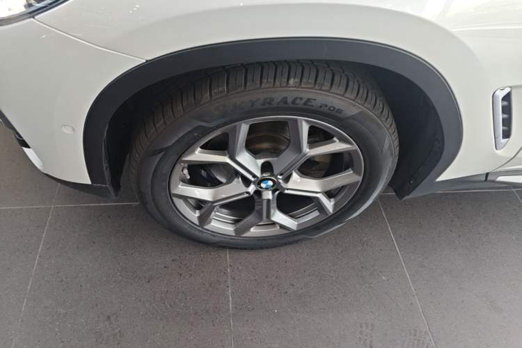 Used BMW X3 2021 xDrive28i Luxury Package Exterior 4