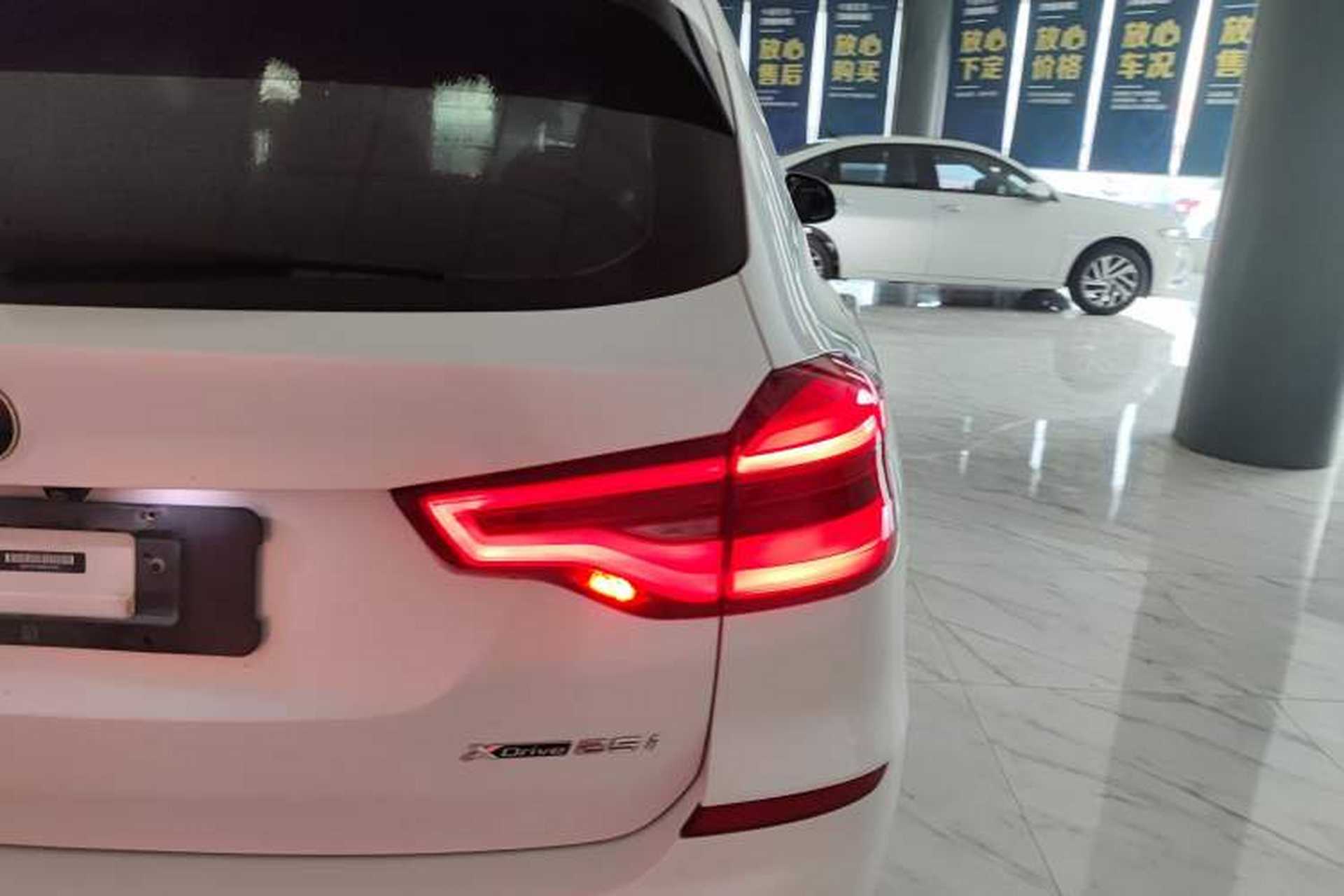 Used BMW X3 2021 xDrive25i Luxury Package Exterior 6
