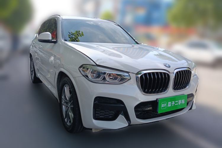 Used BMW X3 2021 xDrive25i M Sport Package Front Right 45 Deg